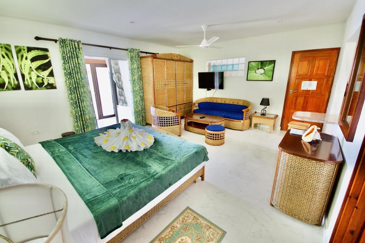 Sea Splash Self Catering And La Petite Maison 大安塞 外观 照片