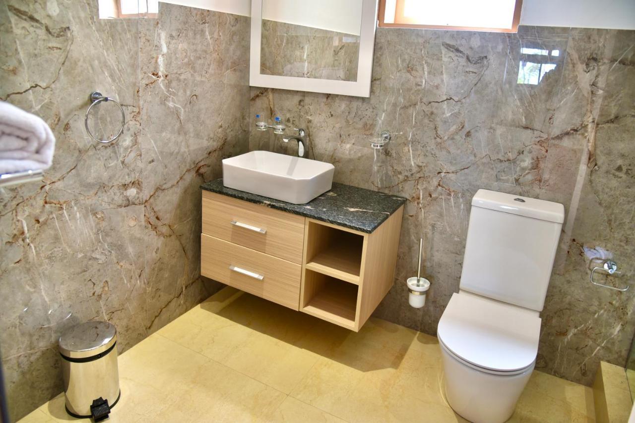 Sea Splash Self Catering And La Petite Maison 大安塞 外观 照片