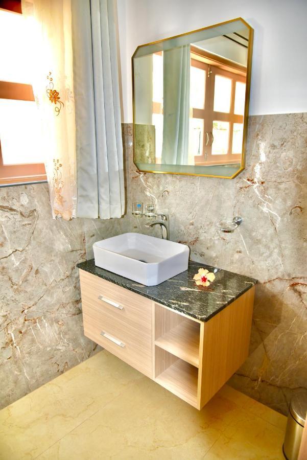 Sea Splash Self Catering And La Petite Maison 大安塞 外观 照片